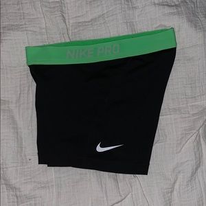Women’s Nike pros